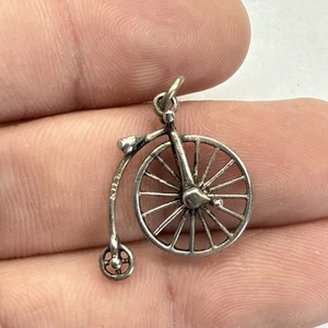 Vintage Sterling Silver High Wheel Bicycle Charm/Pendant - 1.3g - Picture 1 of 4