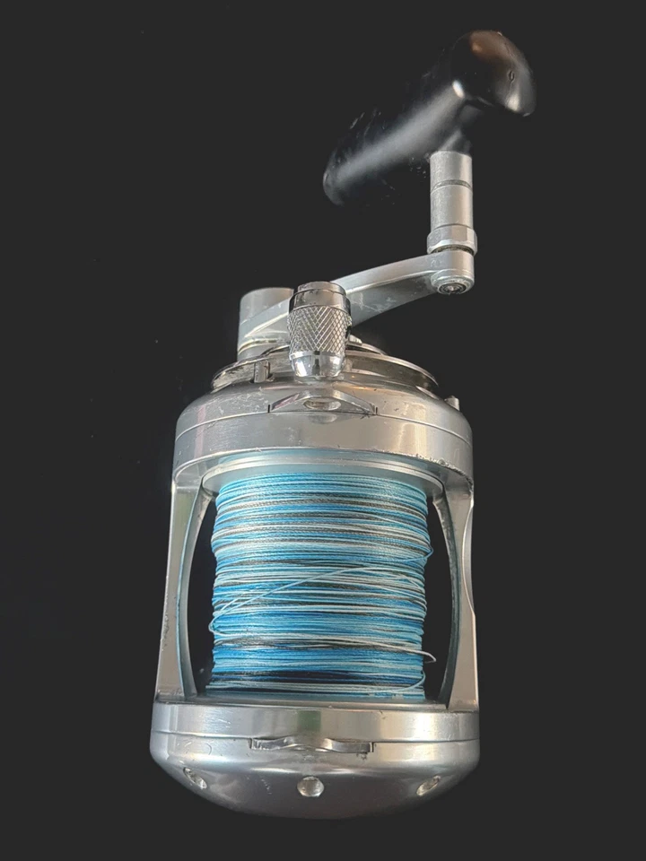 Двухскоростная широкая катушка Avet PRO EXW 30/2 для большой игры - Изображение 1 из 4