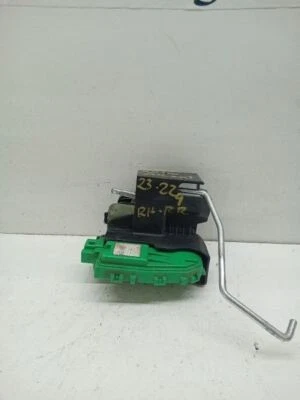 Hyundai Accent 2016 pestillo de puerta trasera derecha  Foto 1 de 4