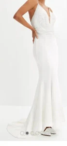 Brautkleid mit Pailletten und Schleppe Bodyflirt Neu - Bild 1 von 3