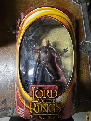 El Señor de los Anillos Las Dos Torres Rey Theoden con Acción de Ataque de Espada Foto 1 de 4