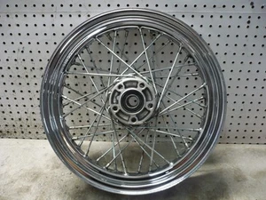 Llanta trasera HD HARLEY 2000 00 SOFTAIL CROMADA EJE 1" 40 RADIOS 16x3 RECTA - Imagen 1 de 24