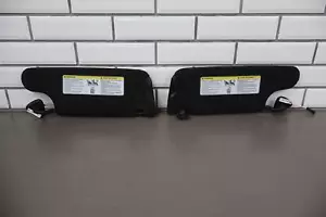 Damage 23 Dodge Challenger Hellcat Alcantara Black Sun Visors (Pair Left/Right) - Foto 1 di 23
