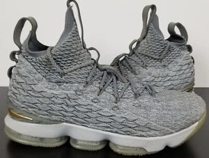 ZAPATOS DE BALONCESTO NIKE LEBRON 15 XV CITY EDITION GRIS DORADO 897648-005 (TALLA 12) - Imagen 1 de 15