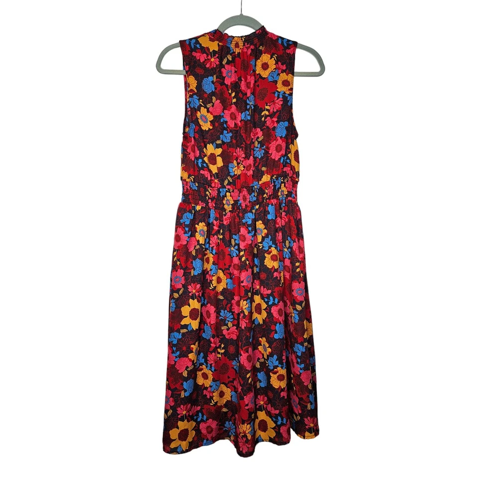 Vestido ModCloth M Floral Midi Cuello Alto Sin Mangas Twee Fluido Cottage Flutter Foto 1 de 4