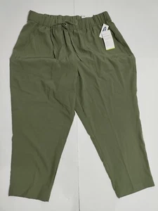 Old Navy Active Women's 4-Way Stretch Olive Green Quick Drying Crop Pants NWT - Picture 1 of 8