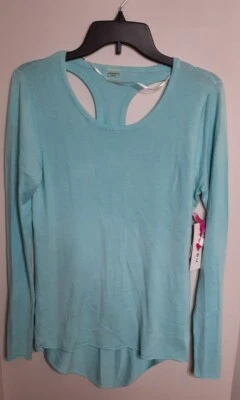 Suéter Pullover Ligero Soybu Para Mujer Talla M Dobladillo Alto Bajo Espalda Corredora Azul Nuevo con Etiquetas Foto 1 de 4