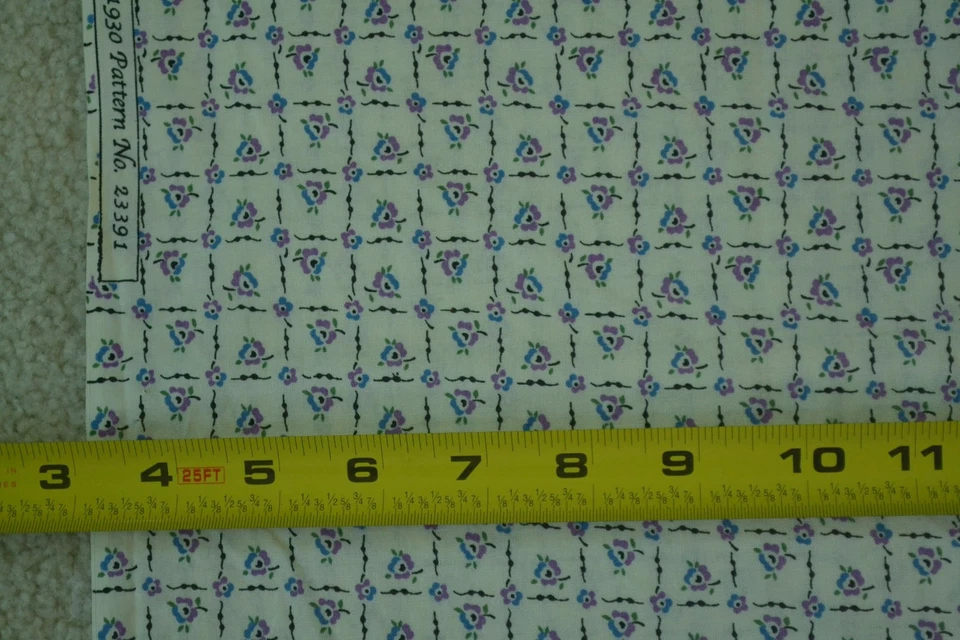 Edredón de algodón reproducción años 30 18" largo, azul y lavanda, Windham M5403 Foto 1 de 4