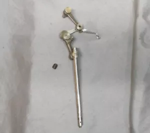Vintage Singer 201 201k 1200 Sewing Machine Thread Take Up Lever Arm Needle Bar - Picture 1 of 3