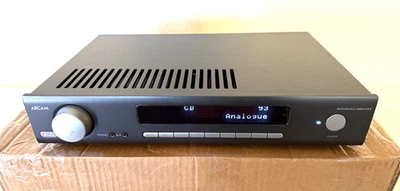 Arcam - SA20 300W Class G 2.0-Ch. Stereo Integrated Amp -Gray (FOR PARTS/REPAIR) - Image 1 of 4