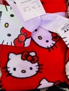 Hello Kitty Red Hand Towel Set (4 Towels) - Picture 1 of 1