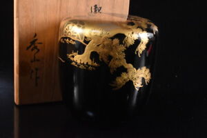 K8634: Japanese Wooden Lacquer ware Flower Ox-drawn TEA CADDY w/signed box