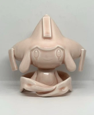 CeramiMon Cerámica Rosa Brillante Jirachi | (CeramiMon @pokeclaycrafts en Tiktok) Foto 1 de 4