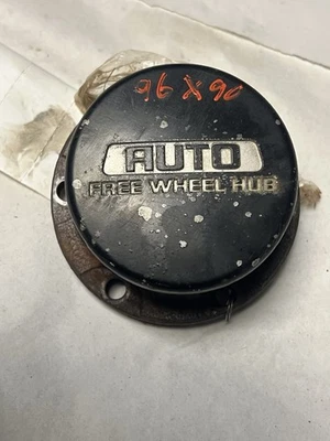 1996 SUZUKI X-90  4X4 4WD FRONT AUTO LOCKING HUB - Image 1 of 4