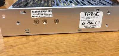 	 Convertidor cerrado de CA DC Triad Magnetics AWSP60-24 Foto 1 de 4