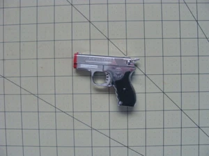 BAOCH JI GUANG DENG LASER POINTER / CIGARETTE LIGHTER HAND GUN - Picture 1 of 2
