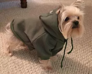 Pet Life Hooded Pet Sweater Dark Green Large 18-20" - Picture 1 of 2