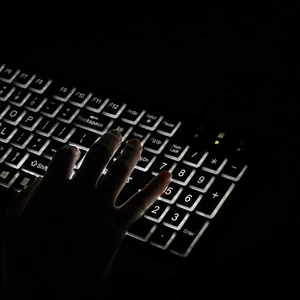 Wired Backlit USB Keyboard, BIG WHITE LETTERS Vision Impaired Free Shipping - Picture 1 of 7
