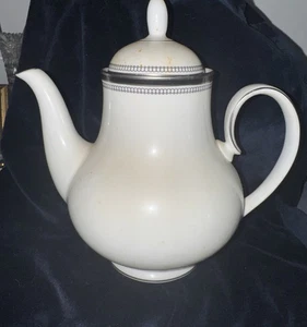 Royal Doulton Sarabande H1963 Teapot Fine Bone China England - Picture 1 of 6