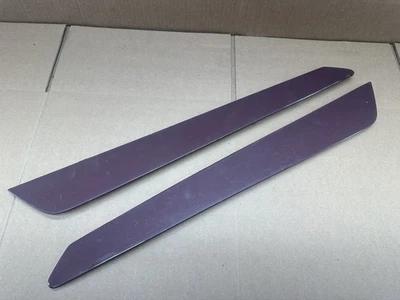 Par de molduras exteriores vela cubierta ventilación aire trasera BMW E28 533I M5 535I FABRICANTE DE EQUIPOS ORIGINALES 137 K millas Foto 1 de 4