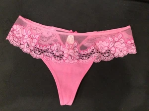 Vintage 2007 Victoria Secret  Sexy Little Things Wide Side Lace Thong  Size S - Picture 1 of 4