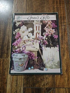 GRANS GIFTS By Ros Stallcup Susan Scheewe Publications #387 77 pages full - Picture 1 of 1