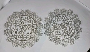 SET OF 2 Metal Snowflake Charger Plates - 14" Silver Metallic - Picture 1 of 5