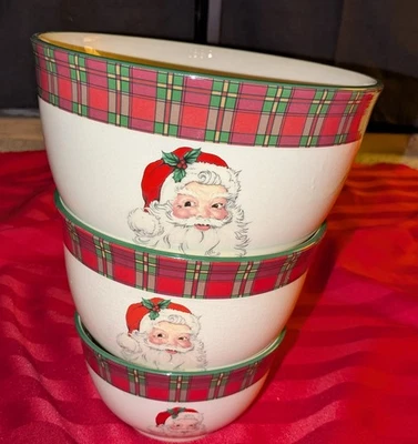 Vintage Cracker Barrel "Christmas In The Woods" Nesting Bowl Set - Image 1 of 4