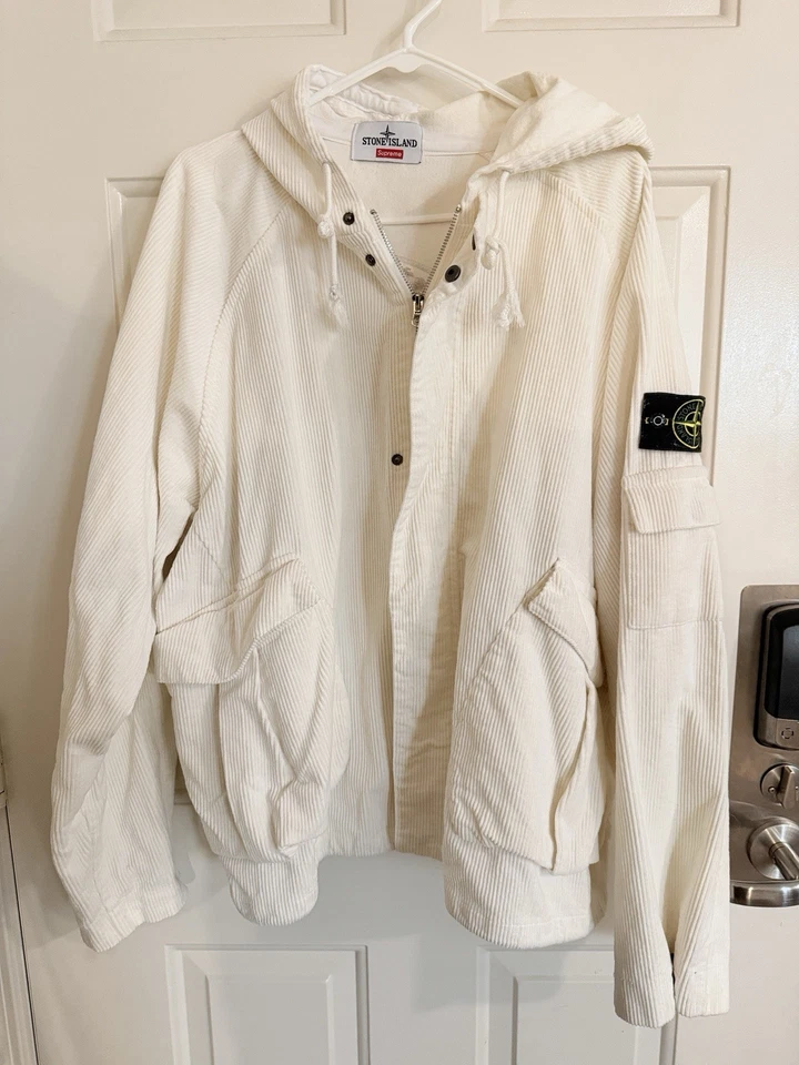Chaqueta de Pana Thrift Store Find Stone Island Blanca XXL Foto 1 de 4
