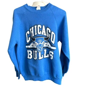 Vtg 80s Chicago Bulls Blue Sweatshirt Fruit Of The Loom Tag Sz L RARE - Picture 1 of 12