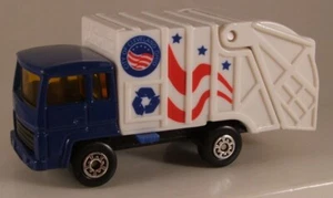 MATCHBOX #35 [Ford] Cleveland Trash Truck, 2000 US-only issue (USED) - Picture 1 of 2