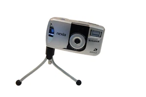 NEXIA FUJIFILM CAMERA ON TRIPOD FOR PARTS NOT TESTED - Picture 1 of 6