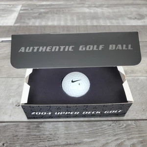 Upper Deck 2004 Autentica Nike Golf Ball Tiger Woods #4 con scatola - Foto 1 di 6