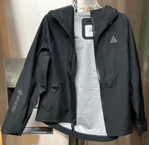 NIKE ACG GORE-TEX JACKET MISERY RIDGE BLACK WOMENS size S SMALL CV0598 010 $450 - Picture 1 of 14