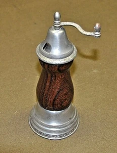 Vintage Delbru Italienische Spieluhr Pfeffermühle Mühle  - Bild 1 von 5