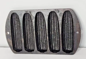 Vintage Lodge Cast Iron Baking Corn Bread Stick Pan 527C2 USA Cornbread - Picture 1 of 5