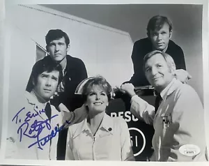 Robert Fuller “Emergency” Signed 8x10 B&W Photo JSA Certified - Picture 1 of 1