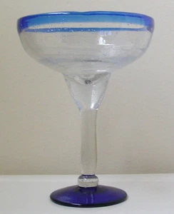 HANDGEMACHTES HANDWERKLICHES KOBALTBLAUES MARGARITA-GLAS MIT HOHEM STIEL - selten - Bild 1 von 4