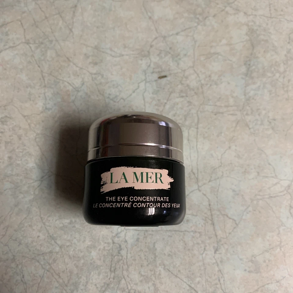 Concentrado para ojos La Mer nuevo sin caja - 0,5 oz/15 ml Foto 1 de 1