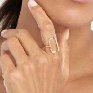 14K Gold Rectangular Frame Cocktail Ring - Picture 1 of 6
