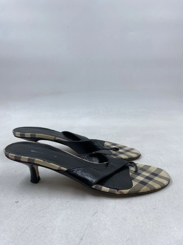 Tacón de gatito de cuero negro beige a cuadros Burberry W 5 Foto 1 de 4