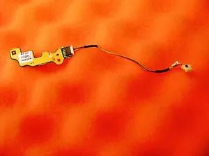 Original Toshiba Satellite C55D-A5381 C55D Laptop Power Button Board V000320220 - Picture 1 of 7