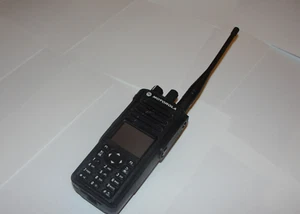 🔥Motorola Mototrbo XPR7550e Display Digital Portable Radio - Picture 1 of 15