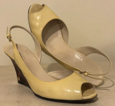 Sandalia Gucci charol crema cuña con GG en el tacón para mujer talla 9 C Italia 39 Foto 1 de 4