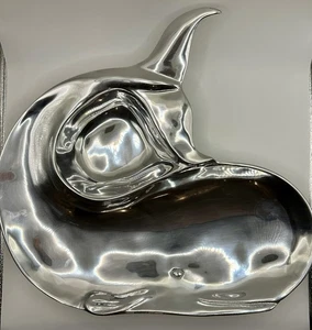 Mariposa Whale Sectional Server Tray - Picture 1 of 5