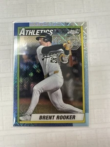 Topps Serie 2 2025 - 1990 Topps Cromo Azul/Plateado Paquete Brent Rooker #T90C105 - Imagen 1 de 2