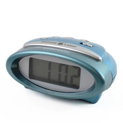 Reloj despertador digital súper brillante con tecnología de visión nocturna 30330 azul Foto 1 de 4