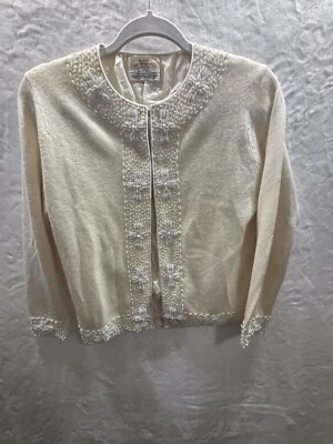Ivory Snowflake Cardigan Sz S Beaded VTG 1950s Wool Sweater Cottagecore Crop Top - Image 1 of 4