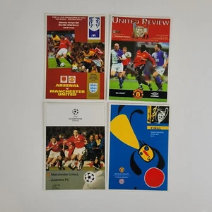 Paquete de 4 postales Manchester United FC ganadores triples 1999 nuevas - Imagen 1 de 6