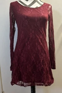 Paper Doll Women’s Maroon Burgundy Lace Dress Lace Up Back Stretch Size Small - Picture 1 of 10